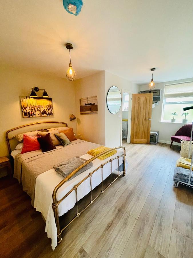 The Art Attic A Stylish Boutique Apartment Builth Wells Exterior foto